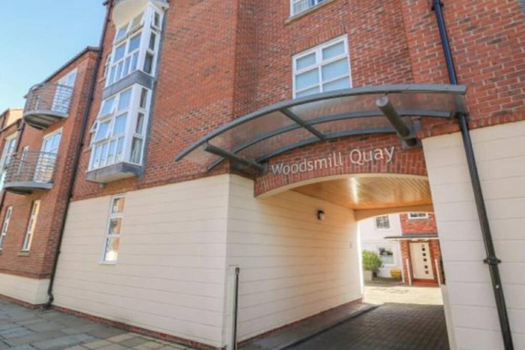 The Riverside At Woodsmill Quay With Parking Йорк Екстер'єр фото